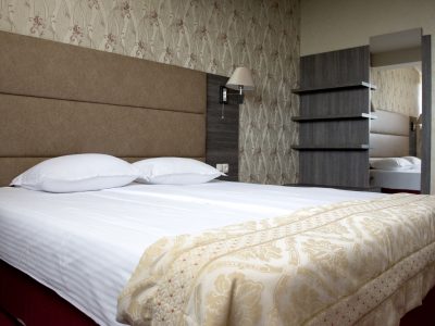 легло в хотелски апартамент